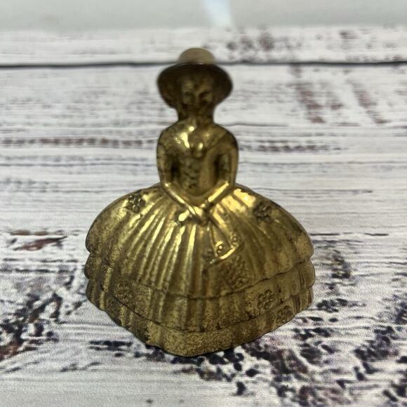 Vintage Southern Belle Victorian Lady Golden Brass Bell Made in England - Picture 3 of 8